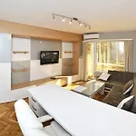 Appartement Chaika *